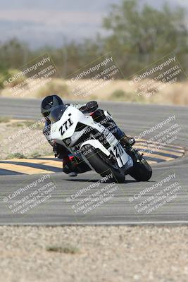 media/Oct-02-2025-Racers Edge (Thu) [[2c91cb6ab3]]/2-A Group/Session 3-Turn 7 (1130am)/